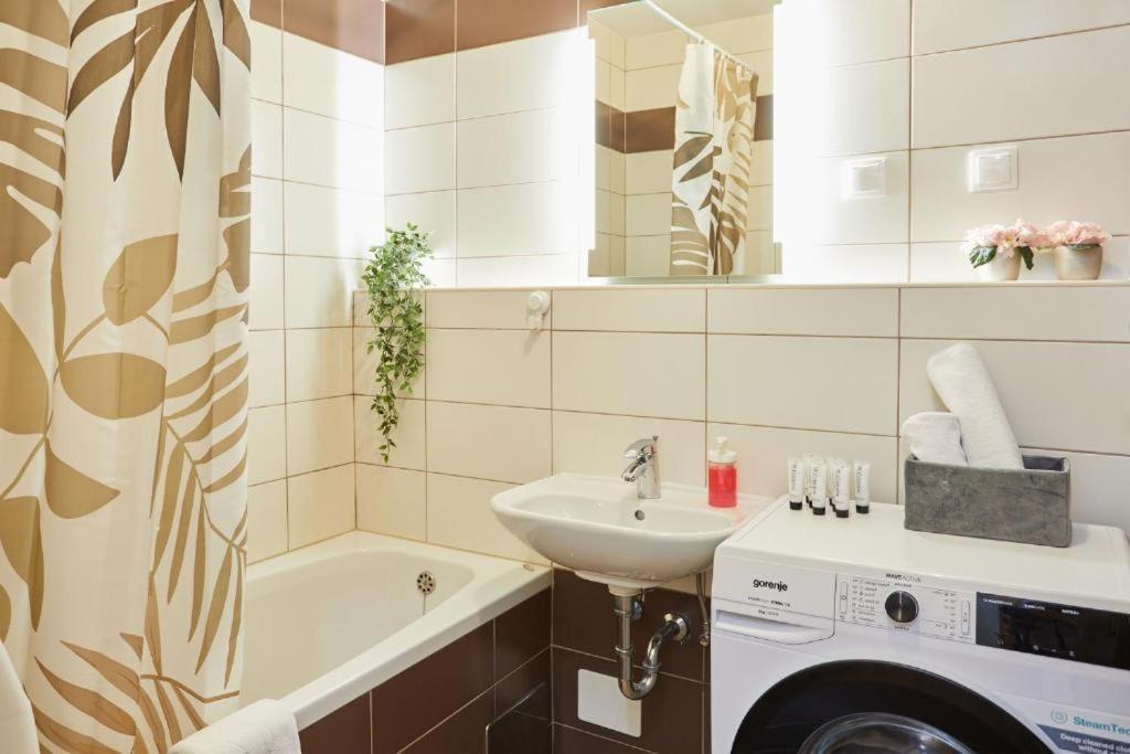 Apartment Madral Zagreb Eksteriør billede
